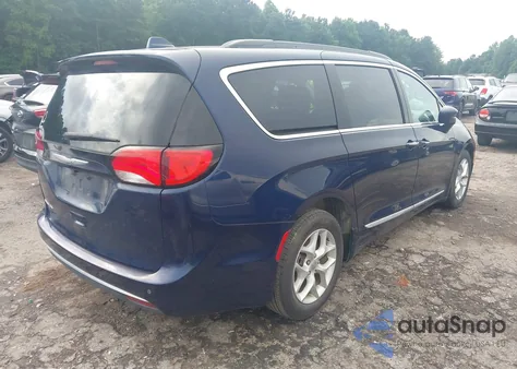 2017 Chrysler Pacifica Touring-L z USA, uszkodzony, nr VIN 2C4RC1BG1HR675968